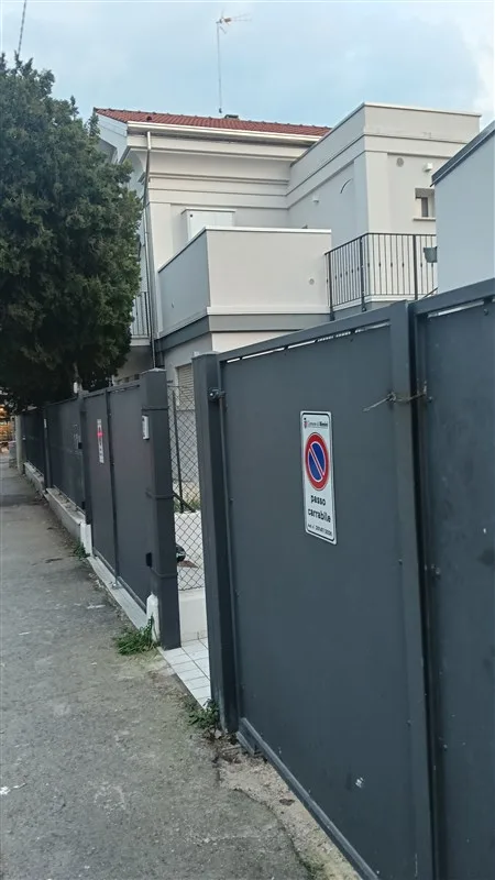Accesso laterale della Residenza Boninsegni